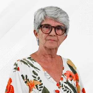 Flávia Amaral Rezende