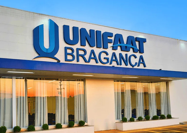 Fachada da unidade da UNIFAAT em Bragança Paulista